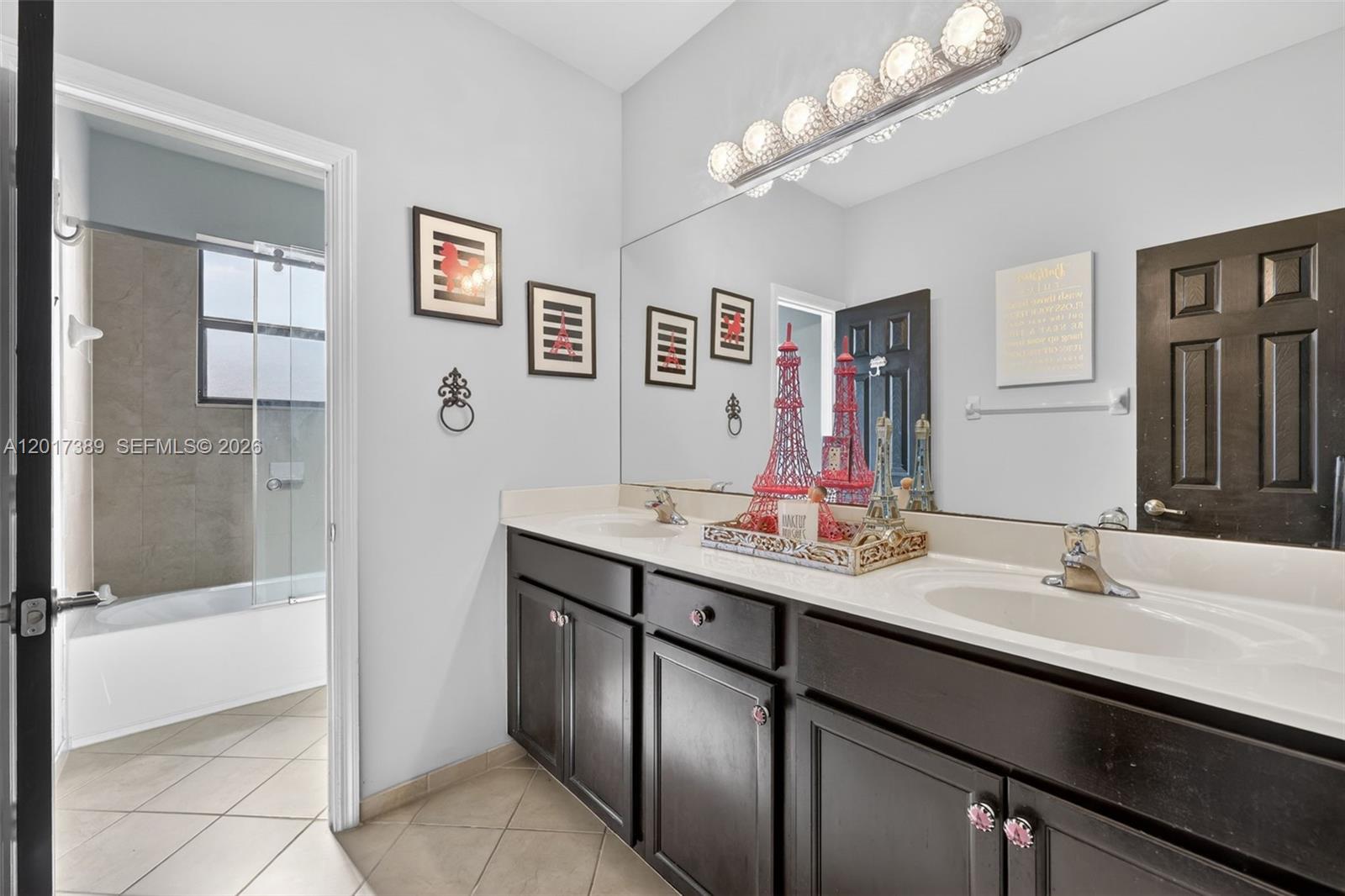 SILVER PALM WEST - Residential