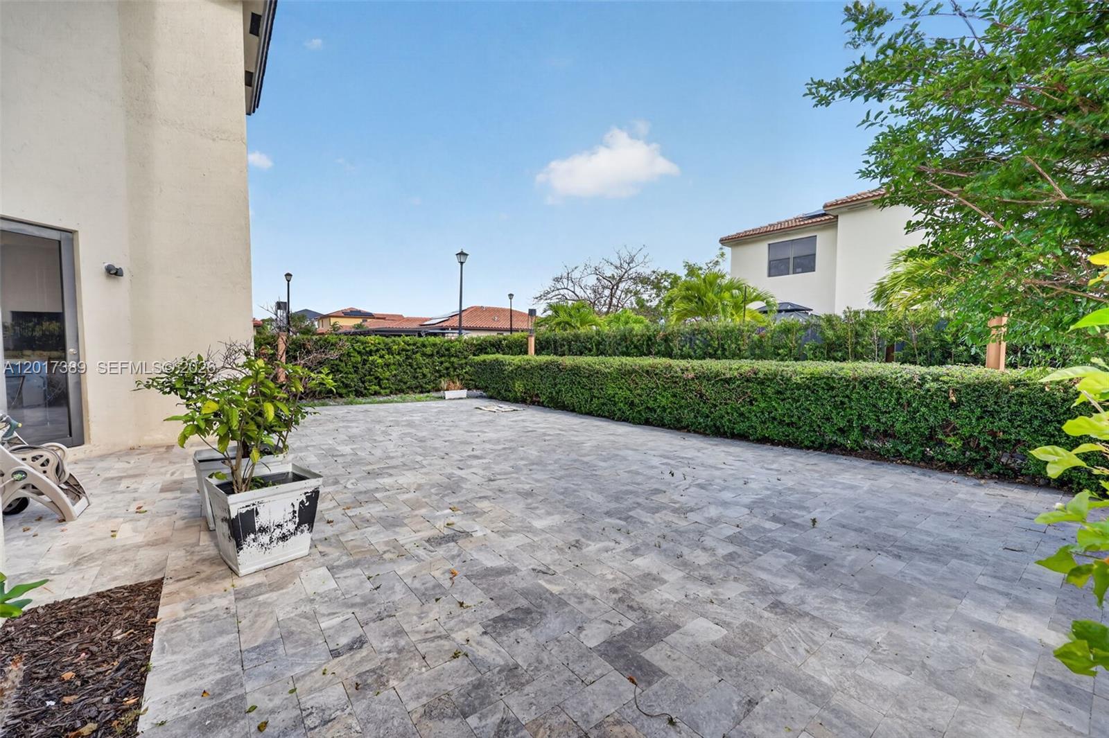 SILVER PALM WEST - Residential