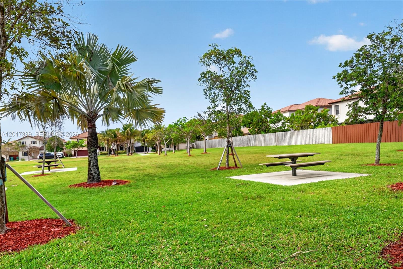 SILVER PALM WEST - Residential