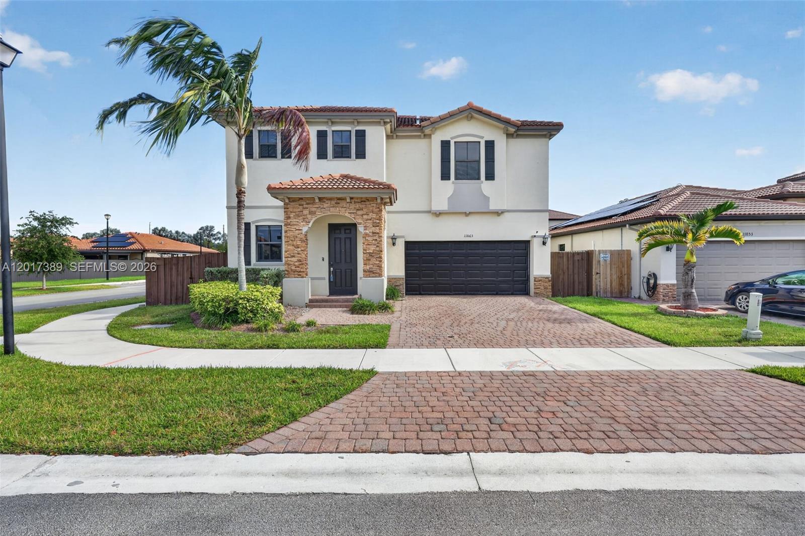 SILVER PALM WEST - Residential