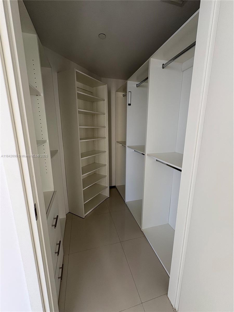 BRICKELLHOUSE CONDO - Residential Lease