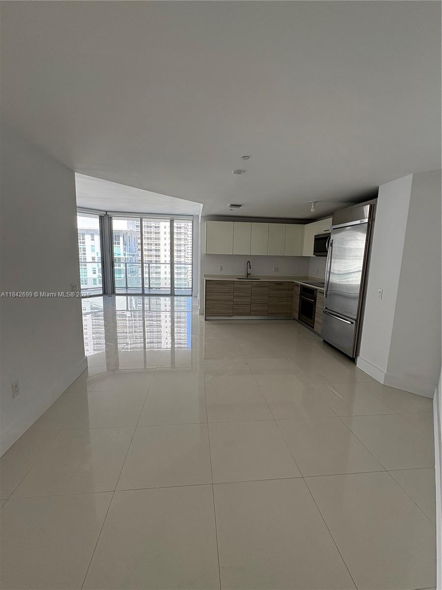BRICKELLHOUSE CONDO - Residential Lease