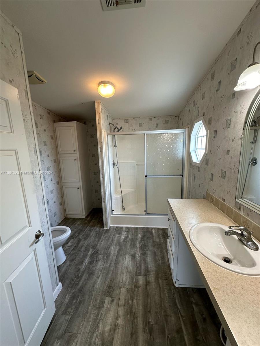 WATERGATE MOBILE HOME EST - Residential Lease
