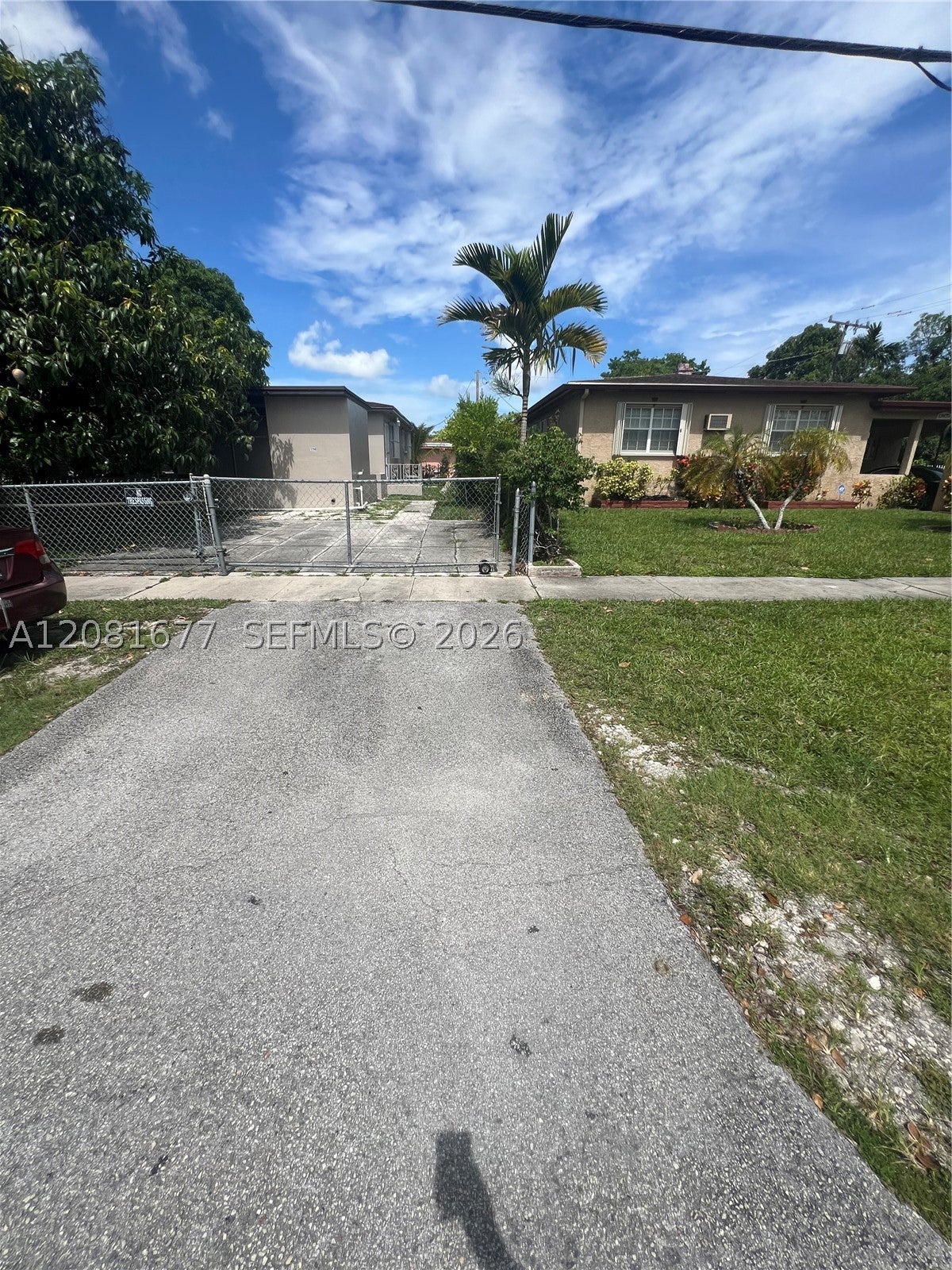 1190 NW 135th St, North Miami FL 33168