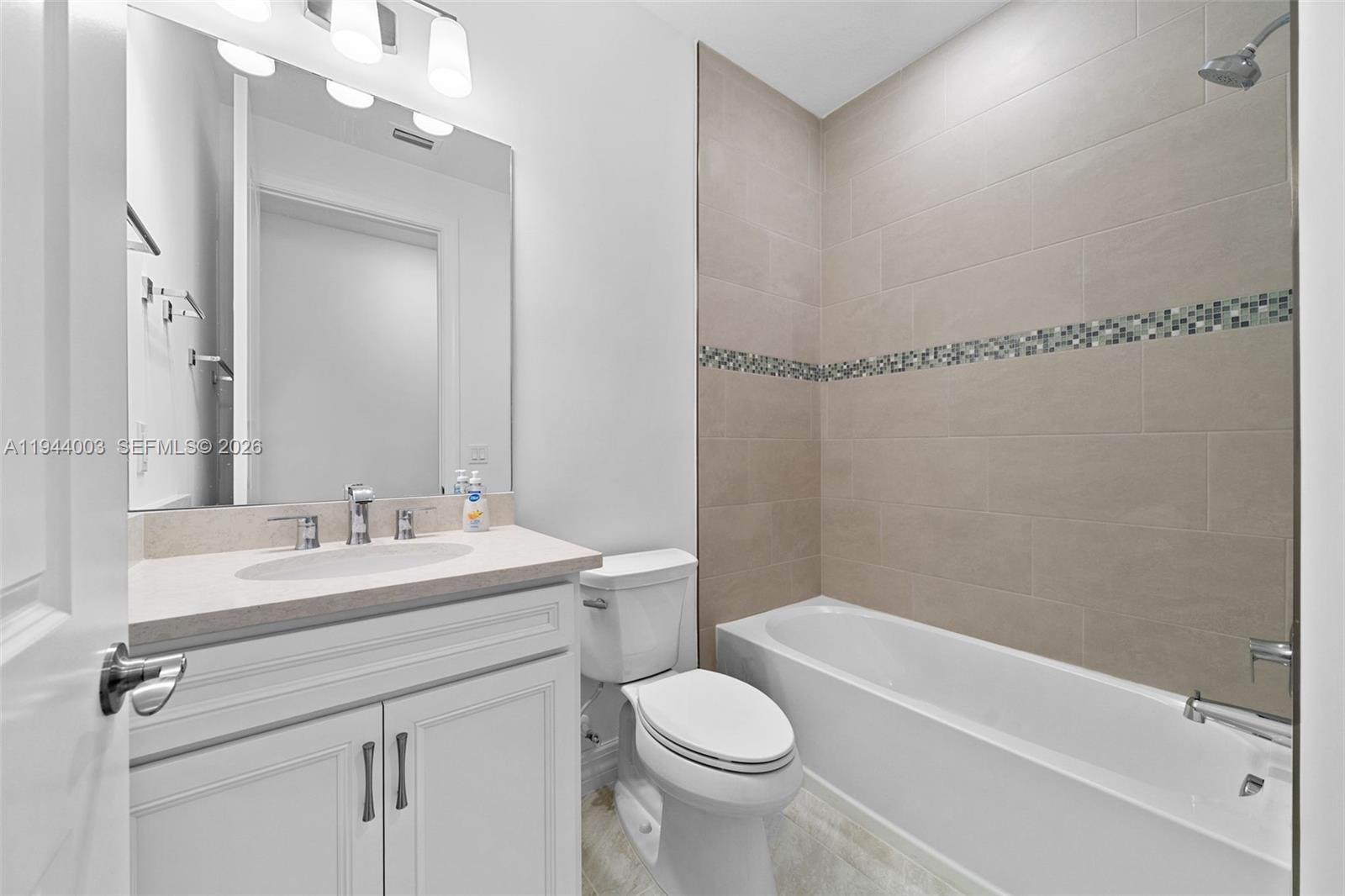 OAK TREE PROPERTY REDEVEL - Residential