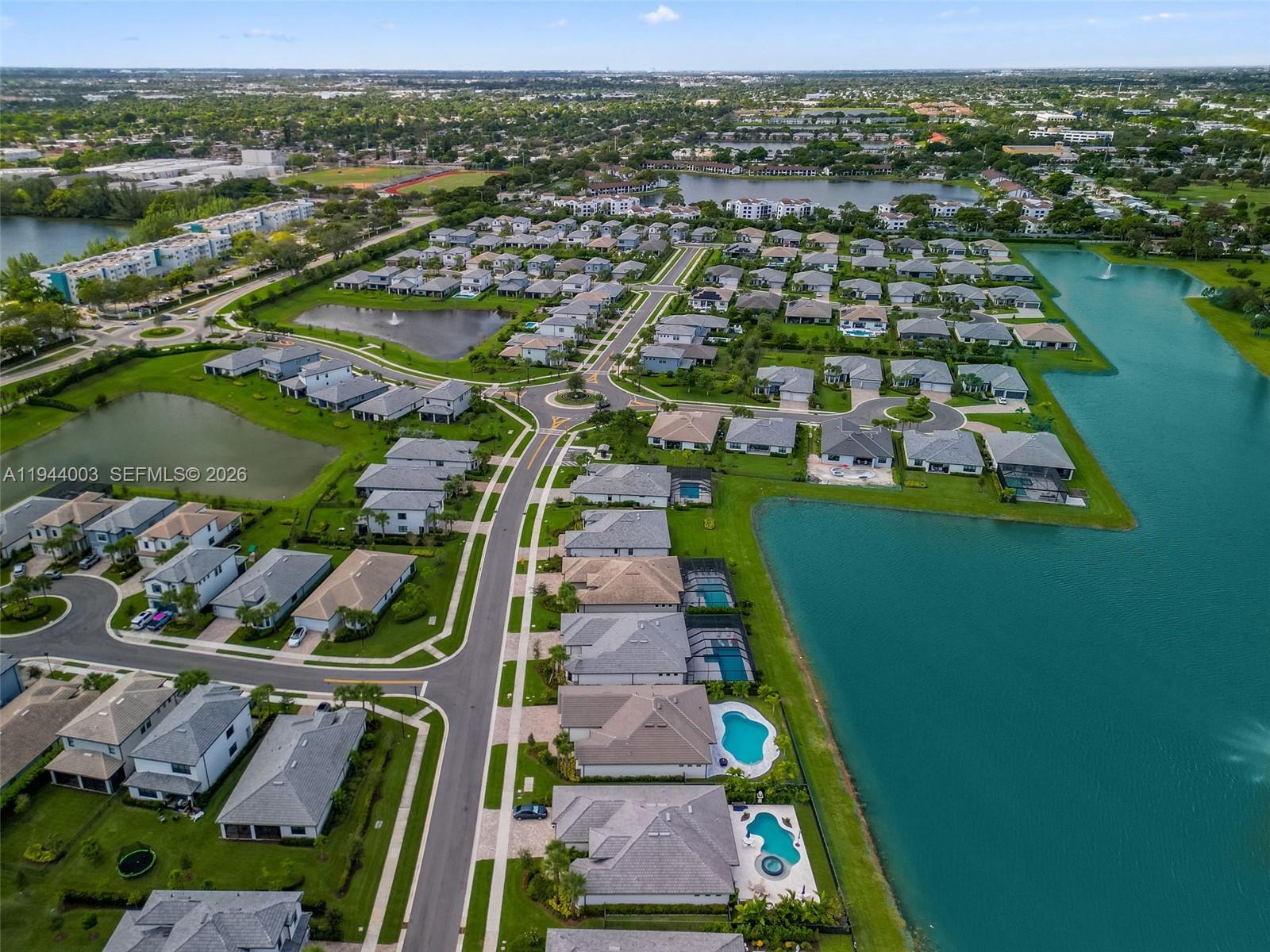 OAK TREE PROPERTY REDEVEL - Residential