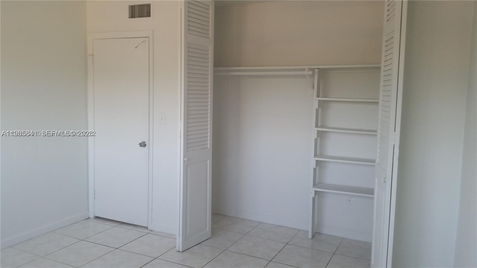 SUTTON HOUSE CONDO - Residential