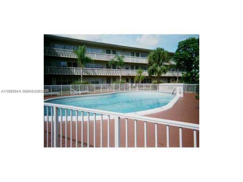 SUTTON HOUSE CONDO - Residential