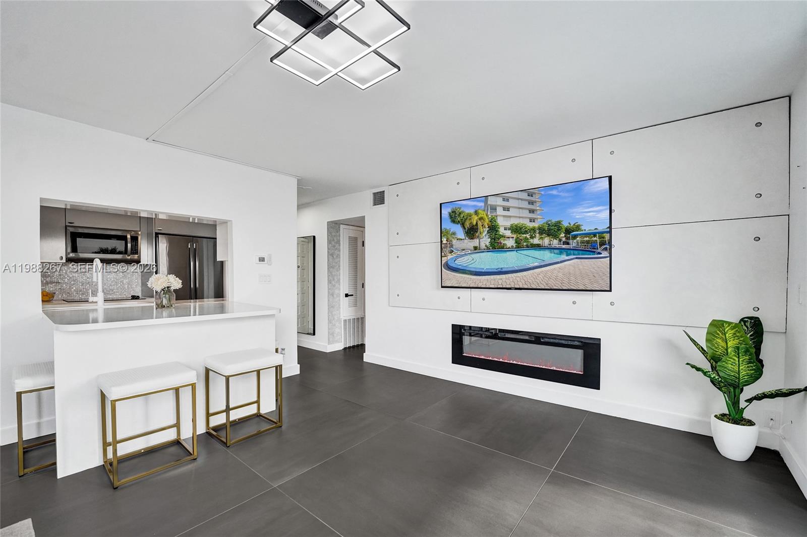 Golden Isles Yacht Club - Residential