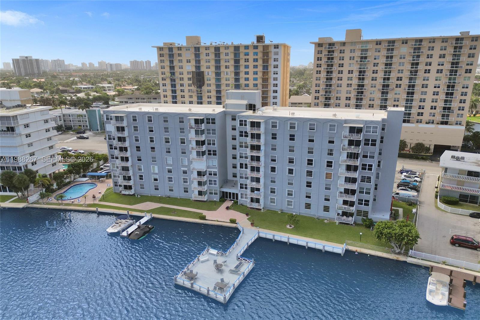 Golden Isles Yacht Club - Residential