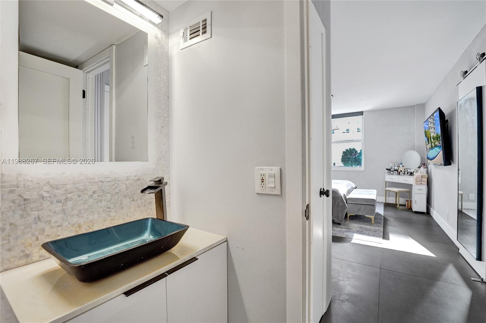 Golden Isles Yacht Club - Residential