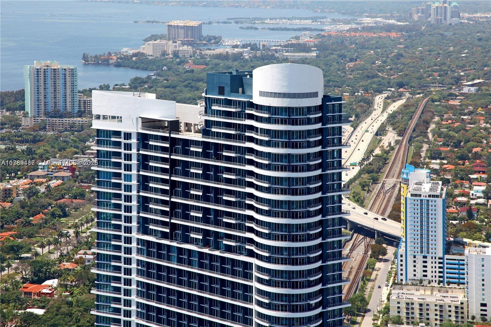 60 SW 13th St 5013