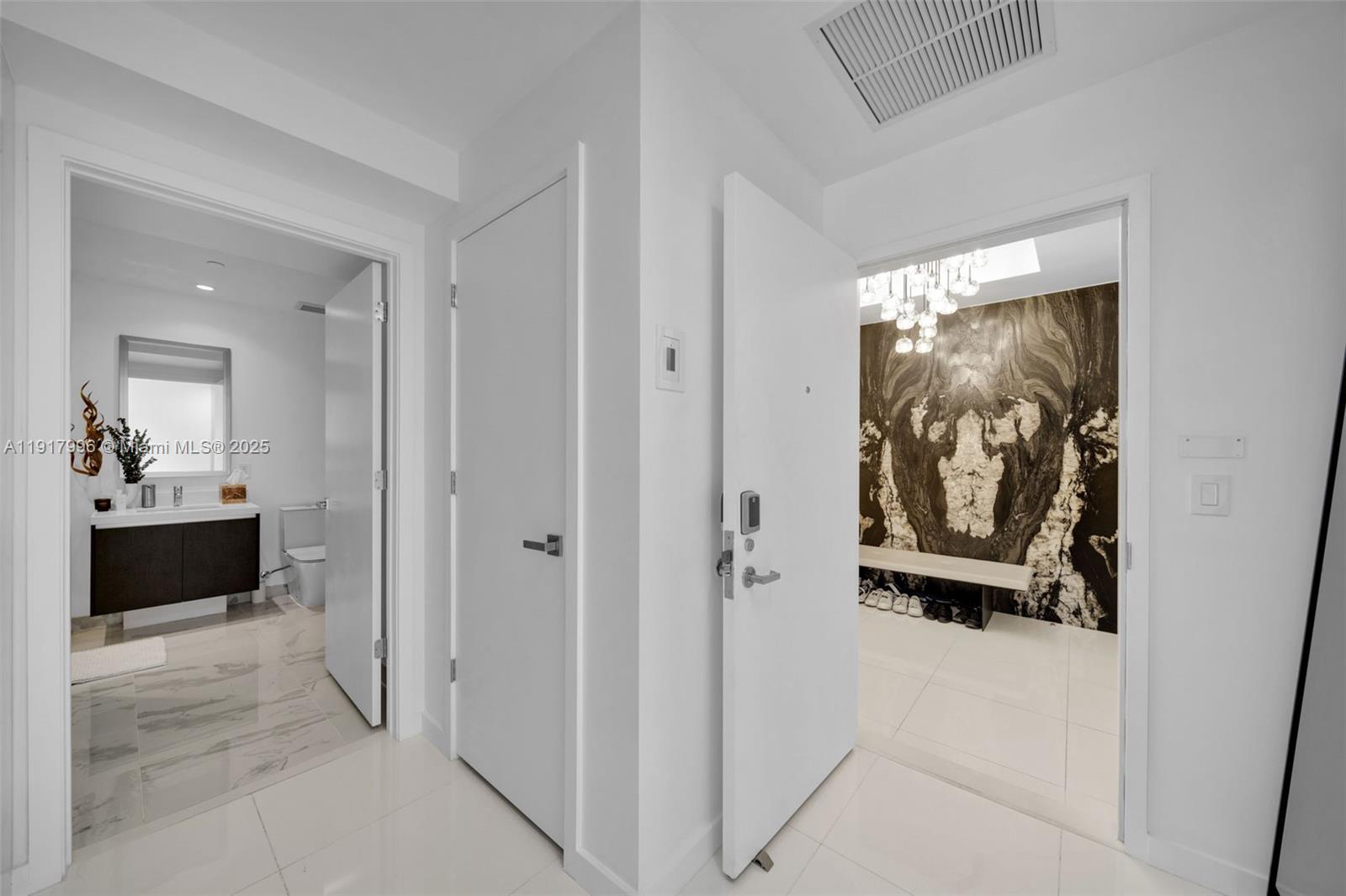 PARAMOUNT MIAMI WORLDCENT - Residential