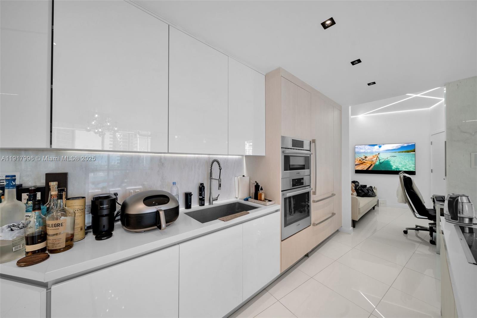 PARAMOUNT MIAMI WORLDCENT - Residential