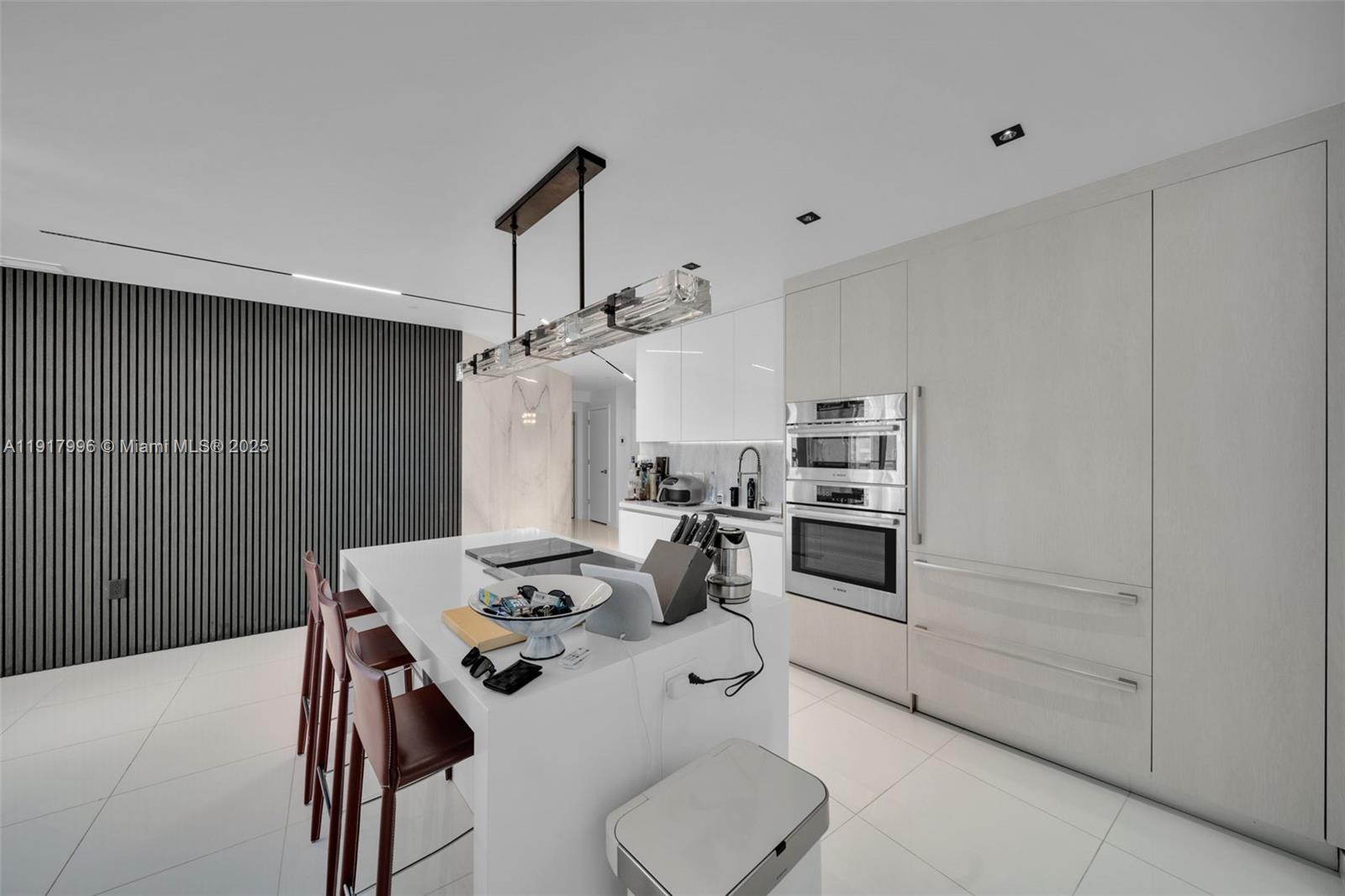 PARAMOUNT MIAMI WORLDCENT - Residential