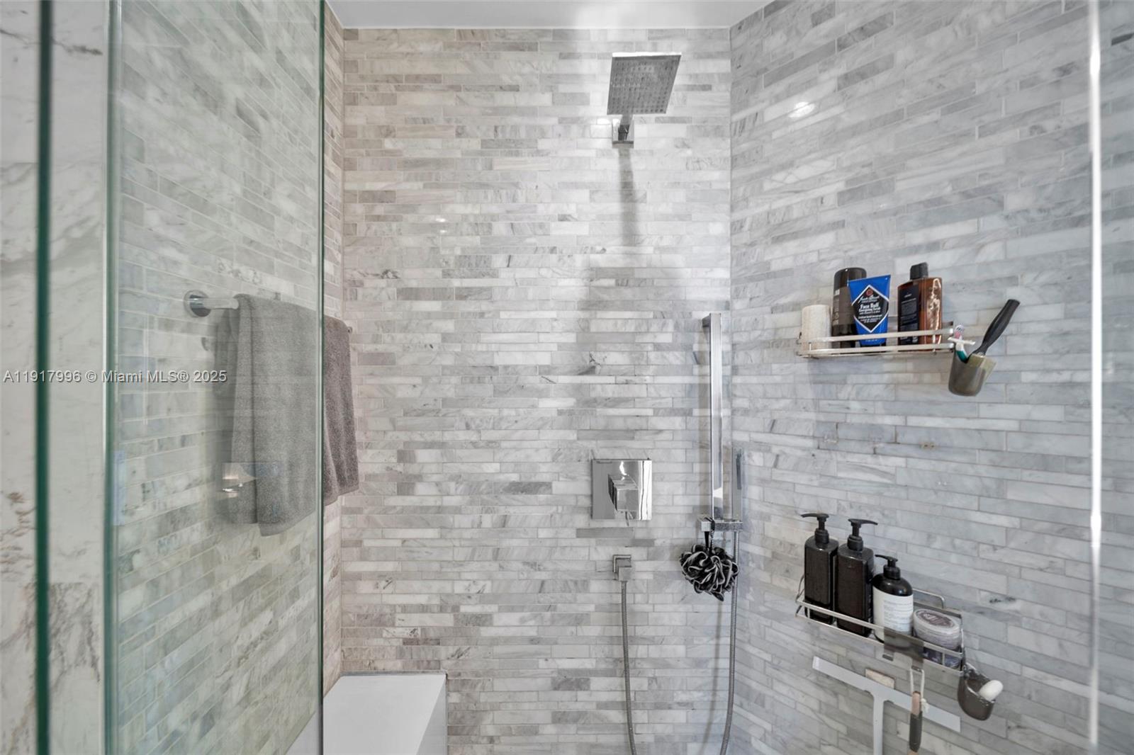 PARAMOUNT MIAMI WORLDCENT - Residential