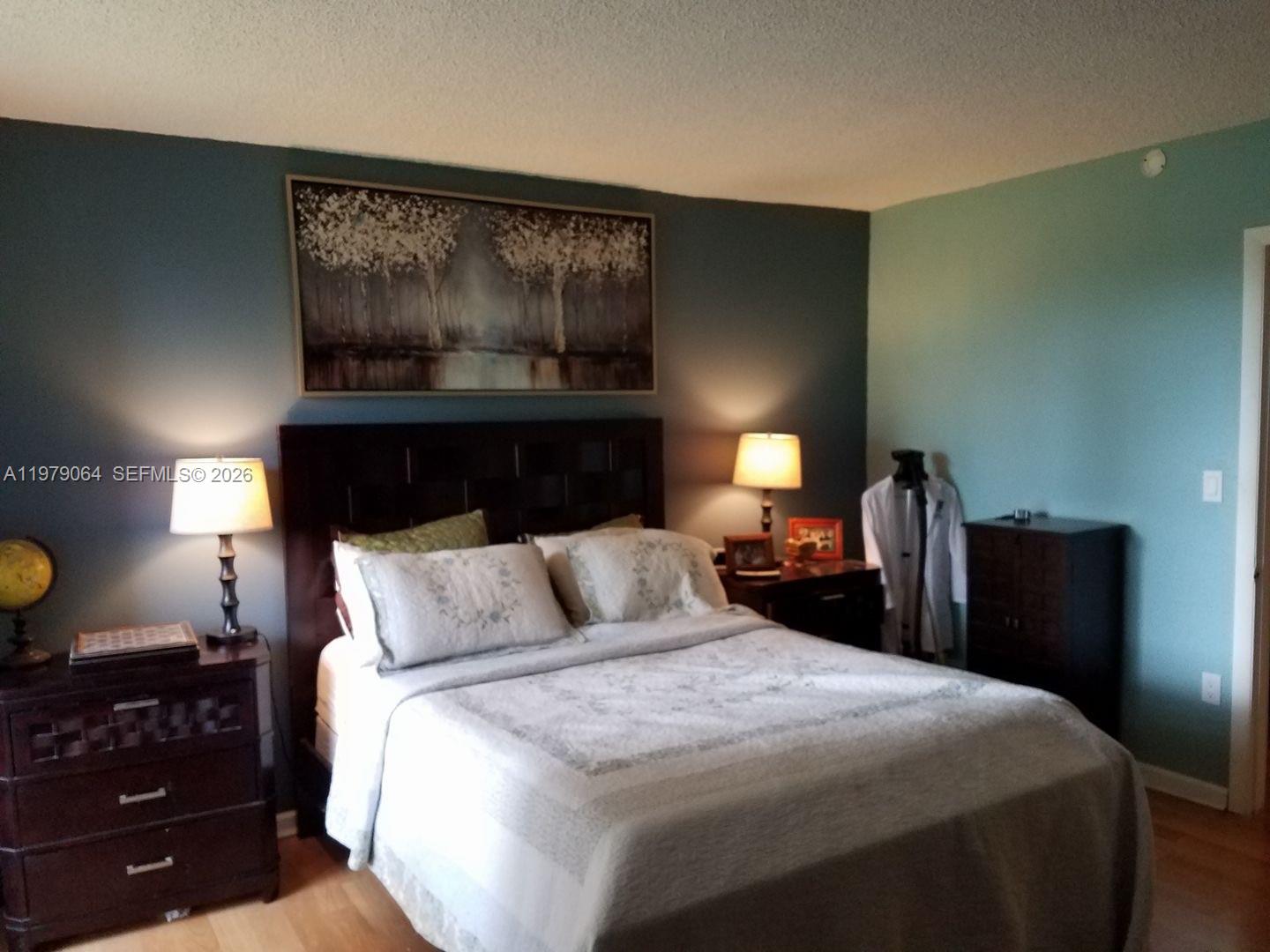 HORIZONS WEST CONDO #3 - Residential Lease