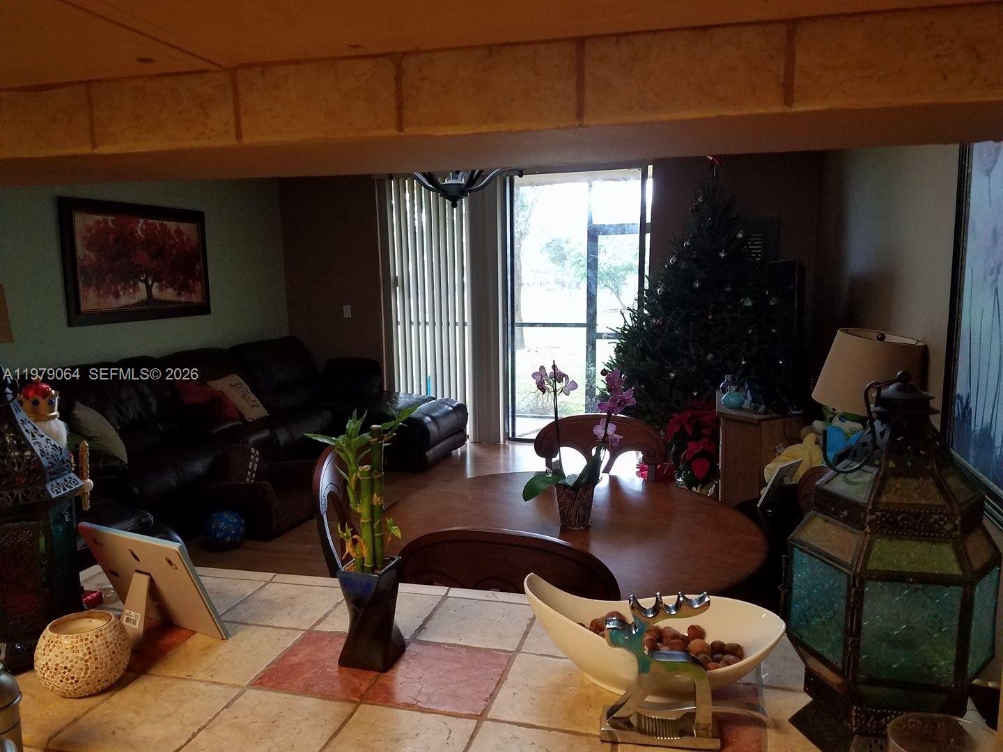 HORIZONS WEST CONDO #3 - Residential Lease