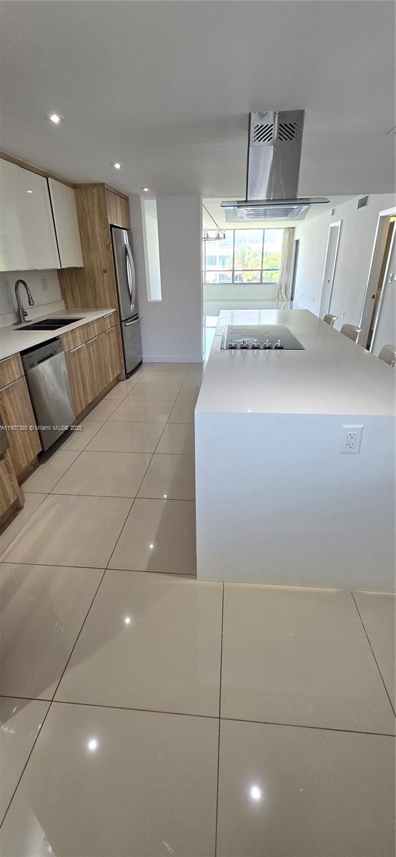 BAL HARBOUR RES SEC - Residential Lease