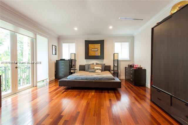 SUNSHINE VISTAS - Residential Lease