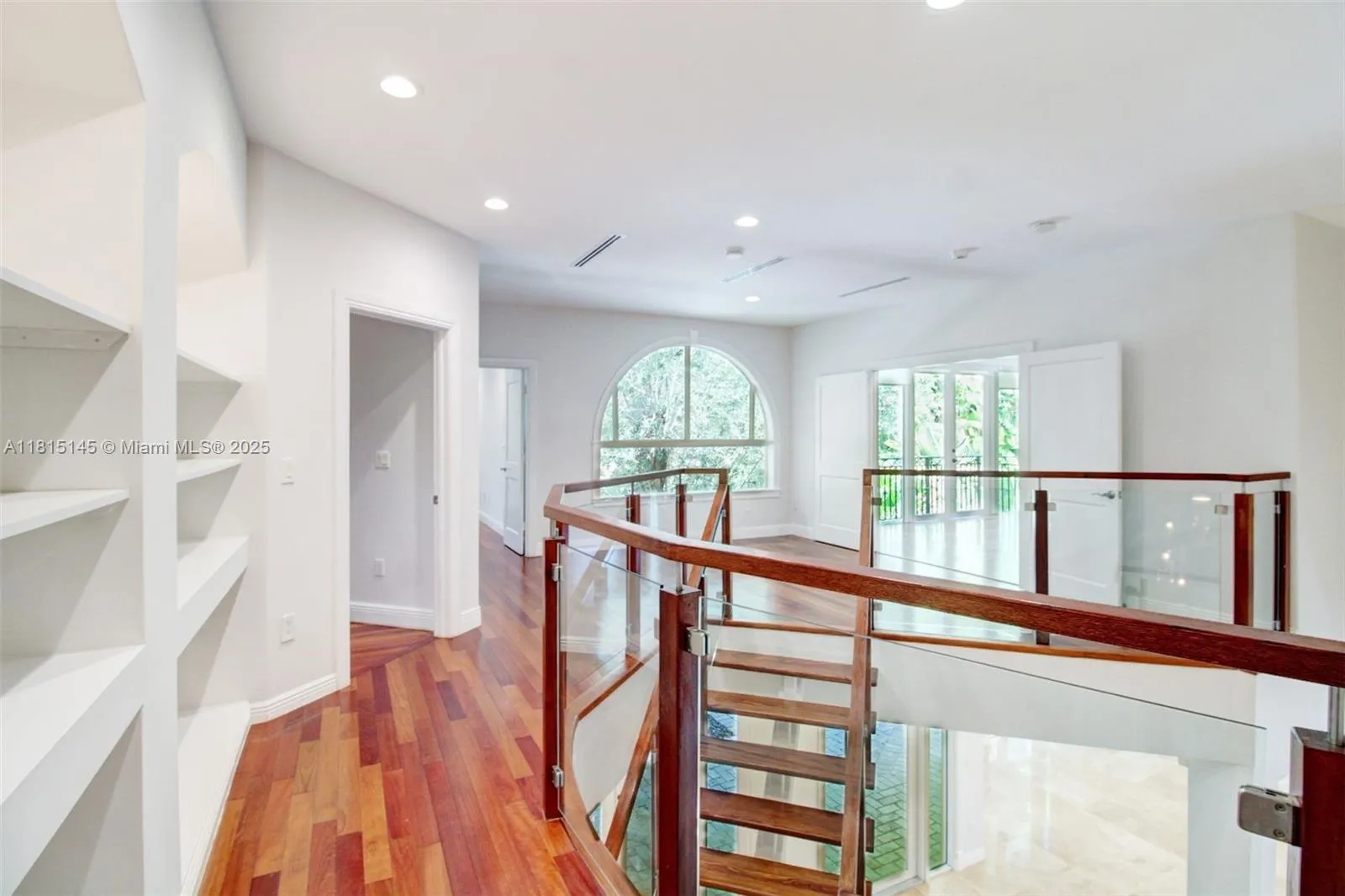 Miami, Florida 33133, United States, 5 Bedrooms Bedrooms, ,6 BathroomsBathrooms,Residential,Active,143601