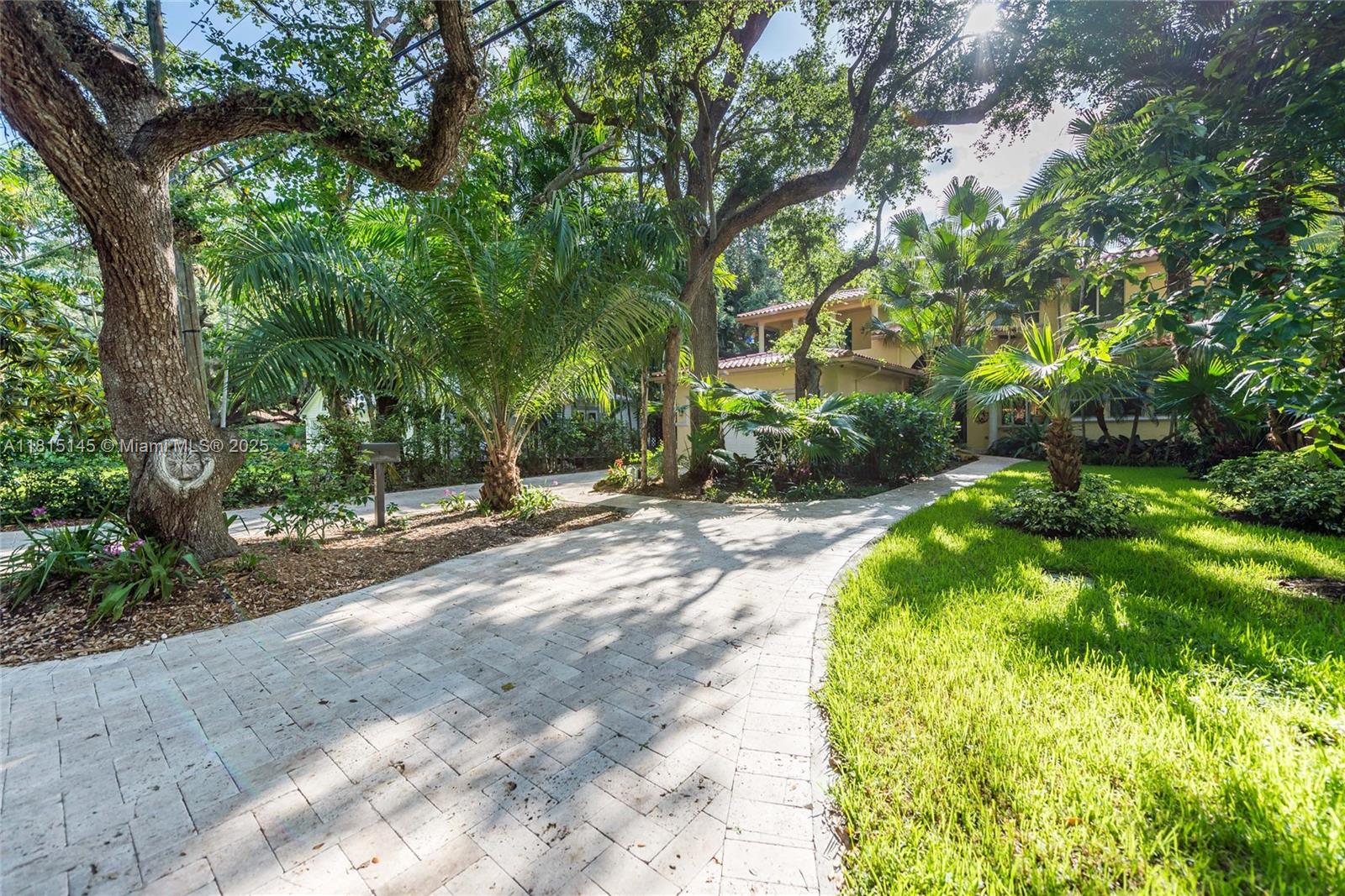 SUNSHINE VISTAS - Residential Lease
