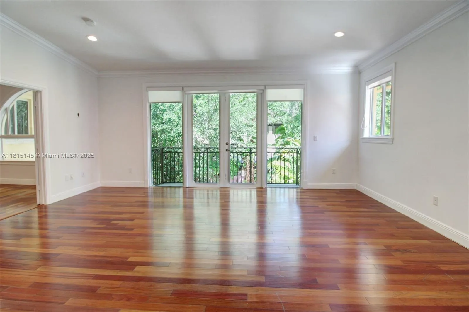 Miami, Florida 33133, United States, 5 Bedrooms Bedrooms, ,6 BathroomsBathrooms,Residential,Active,143601