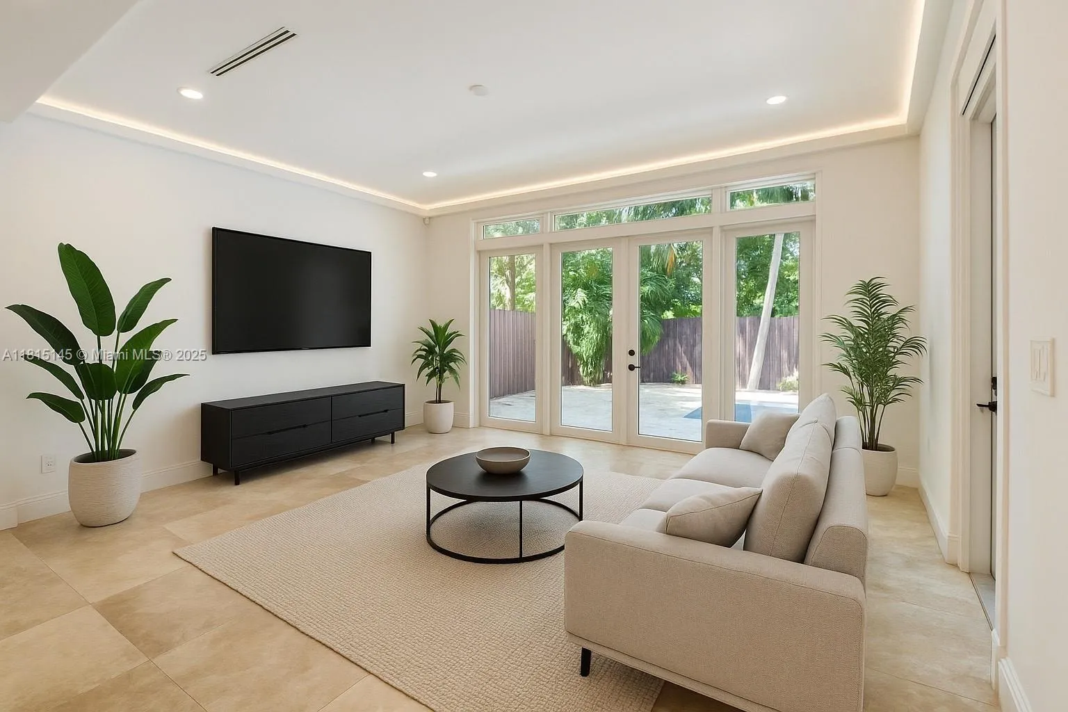 Miami, Florida 33133, United States, 5 Bedrooms Bedrooms, ,6 BathroomsBathrooms,Residential,Active,143601