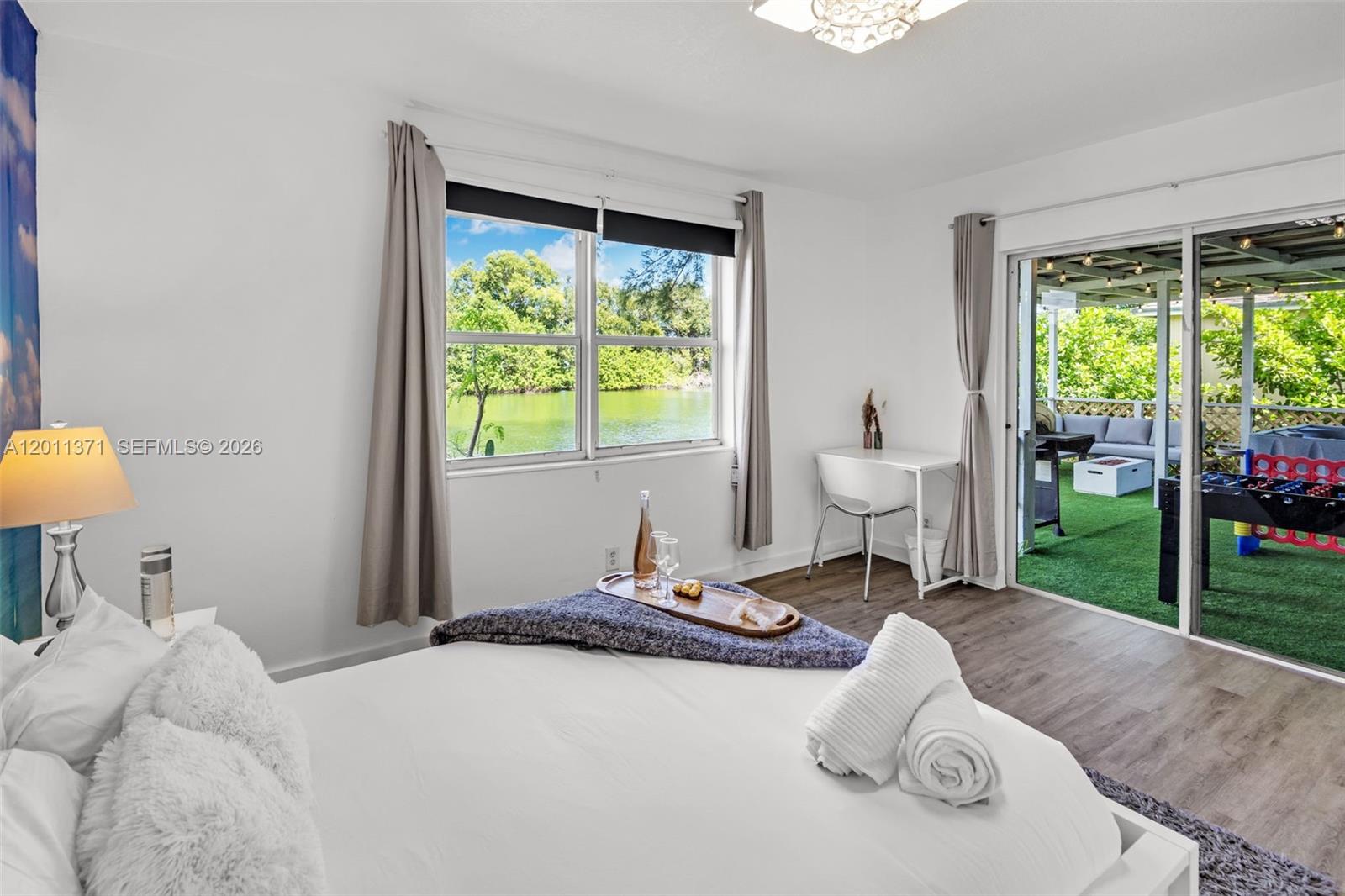 Lakeview Manor - Residential