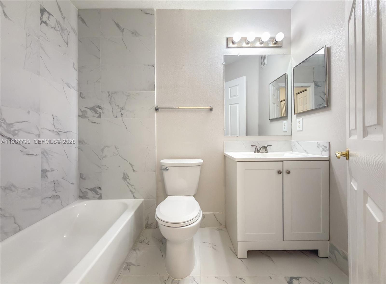MURANO AT HAMPTON PARK NO - Residential Lease
