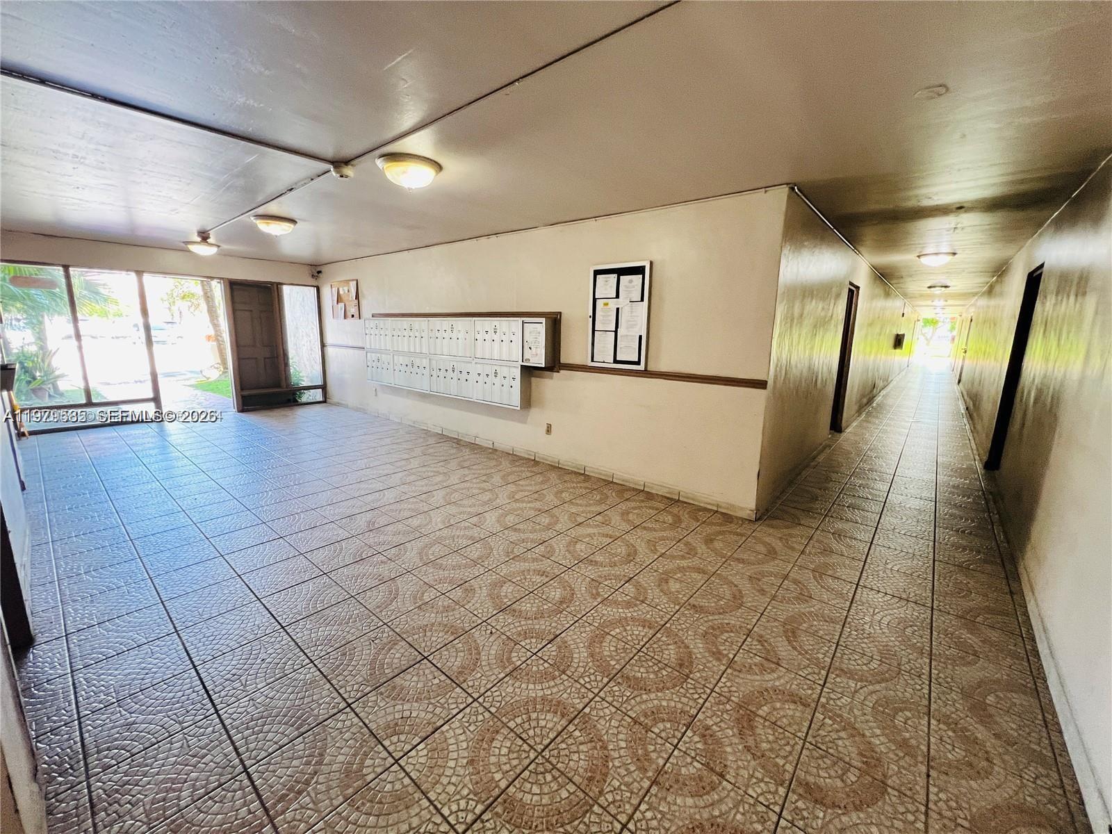 SUMMIT CHASE CONDO - Residential