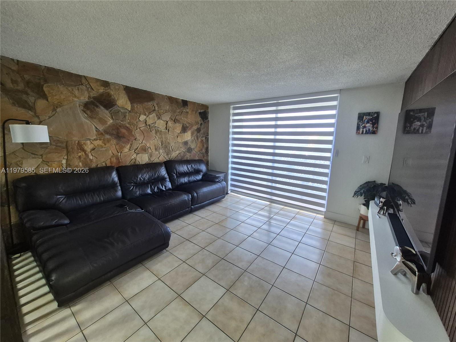 SUMMIT CHASE CONDO - Residential