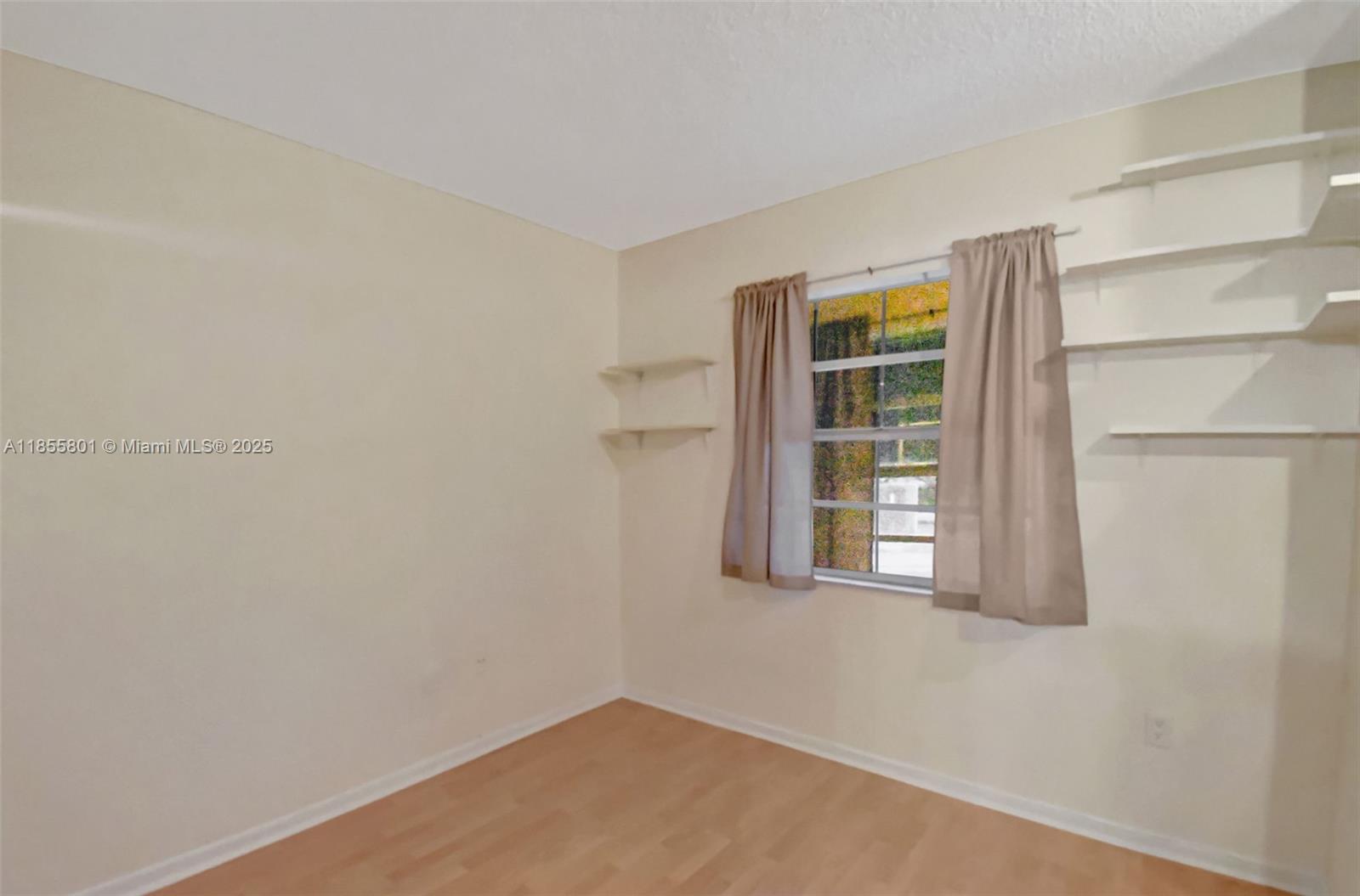 FLAMINGO GARDENS PHASE FO - Residential