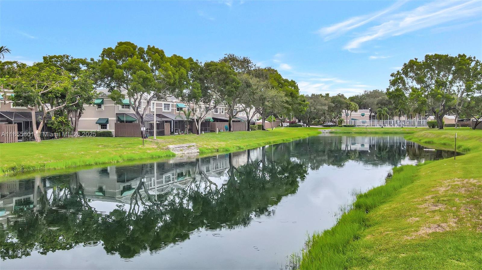 FLAMINGO GARDENS PHASE FO - Residential