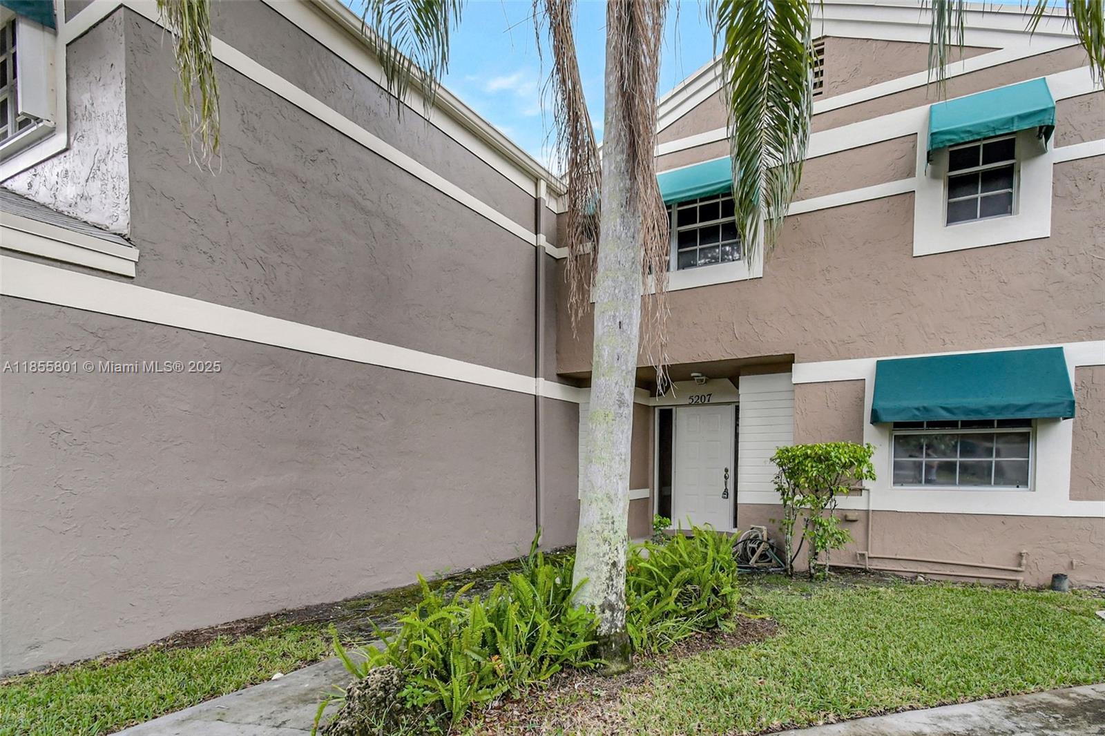 FLAMINGO GARDENS PHASE FO - Residential