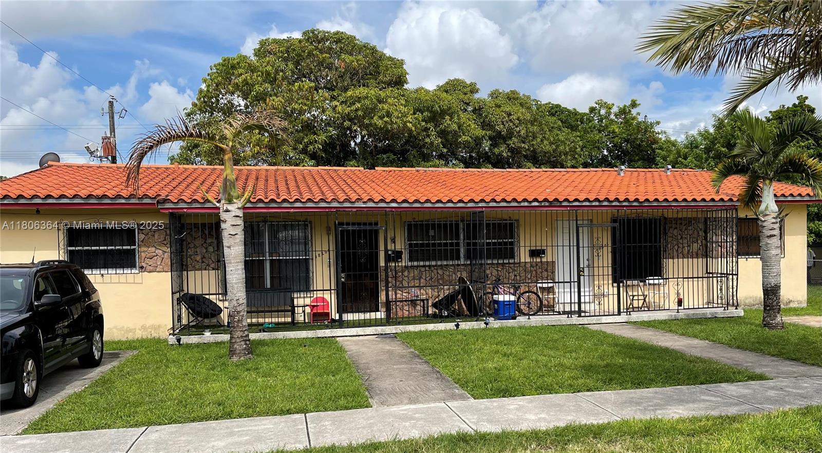 18200 Nw 6th Pl 2, Miami Gardens, Broward County, Florida - 2 Bedrooms  
1 Bathrooms - 