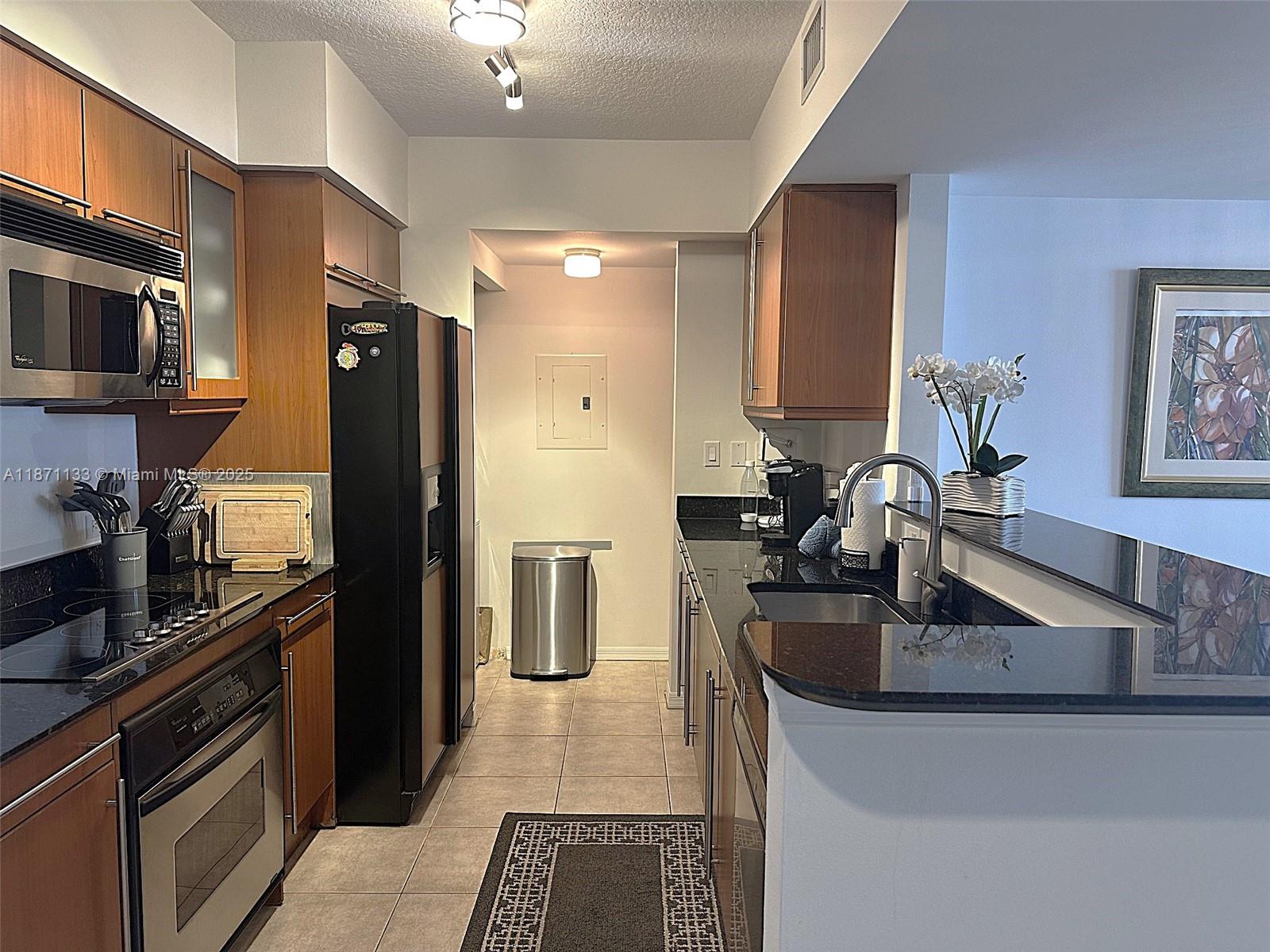 2080 Ocean Drive - Residential