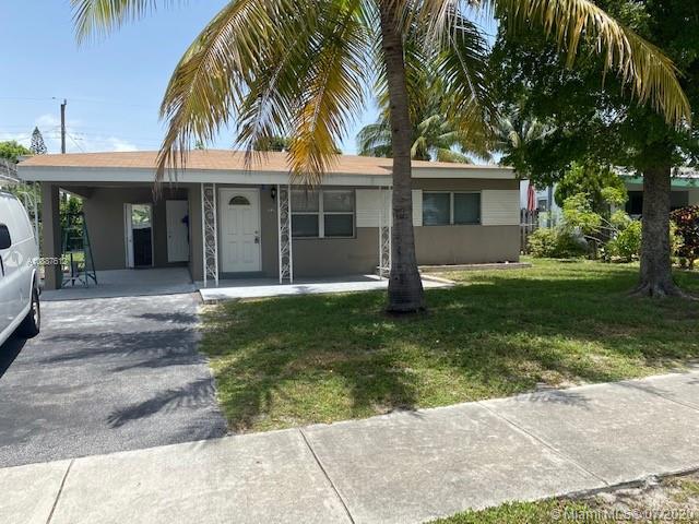 Don't miss the chance to call this one your own! 2 bedrooms 1 bathroom in this cozy ranch home. Tile throughout the home, amazing kitchen cabinets.