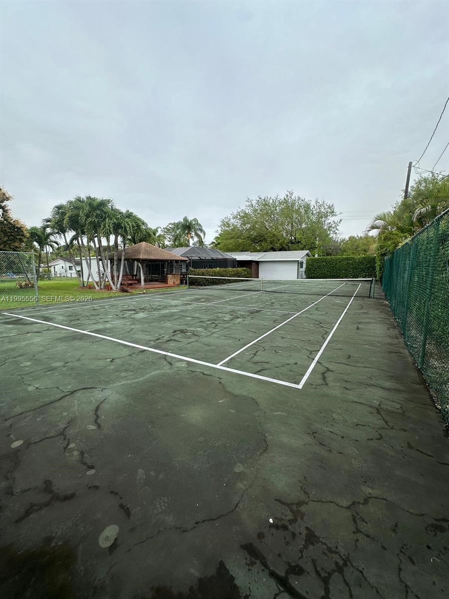 KINGS VIEW - Residential