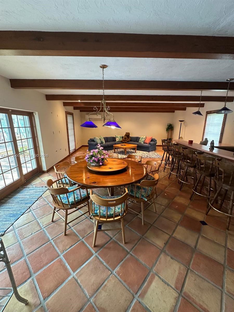 KINGS VIEW - Residential