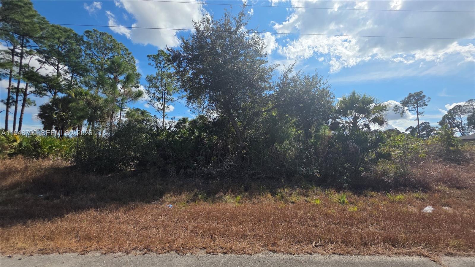 PORT LaBELLE UNIT 12 - Land