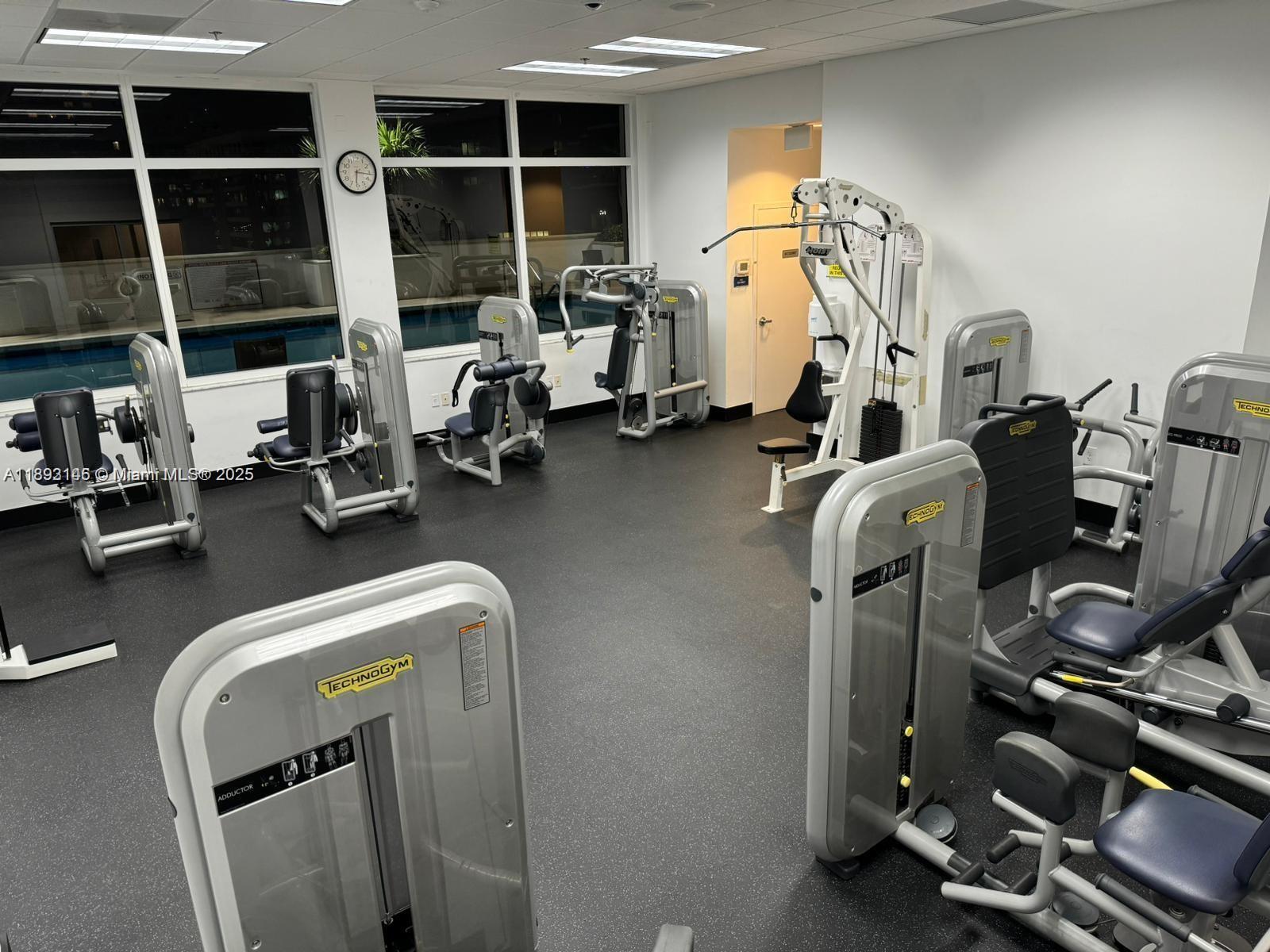 THE CLUB AT BRICKELL BAY - Residential