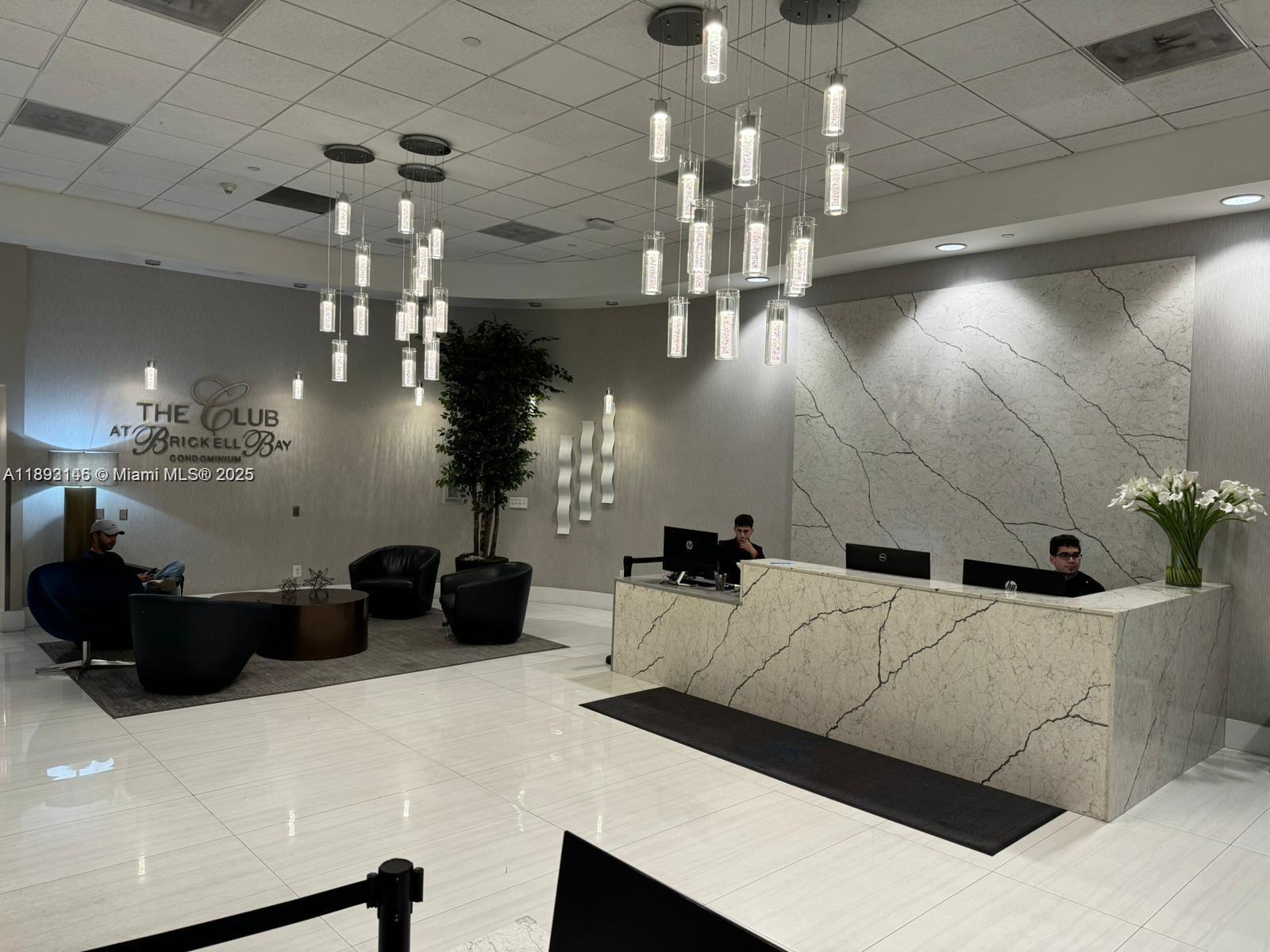 1200 Brickell Bay Dr 2918