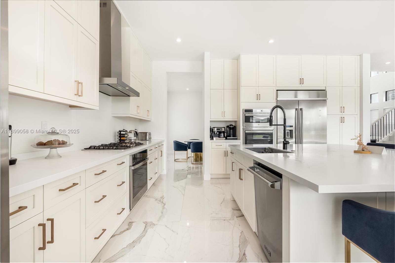 BRIDGES MIZNER PUD BRIDGE - Residential Lease