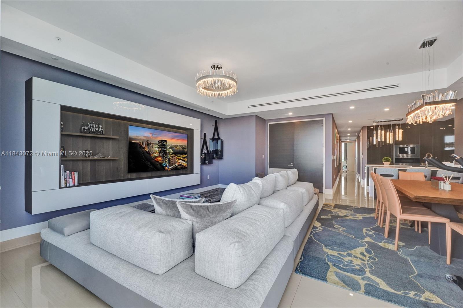 3250 NE 188th St 402, Aventura, FL, 33180/$1,610,000 4 3250 NE 188th St 402