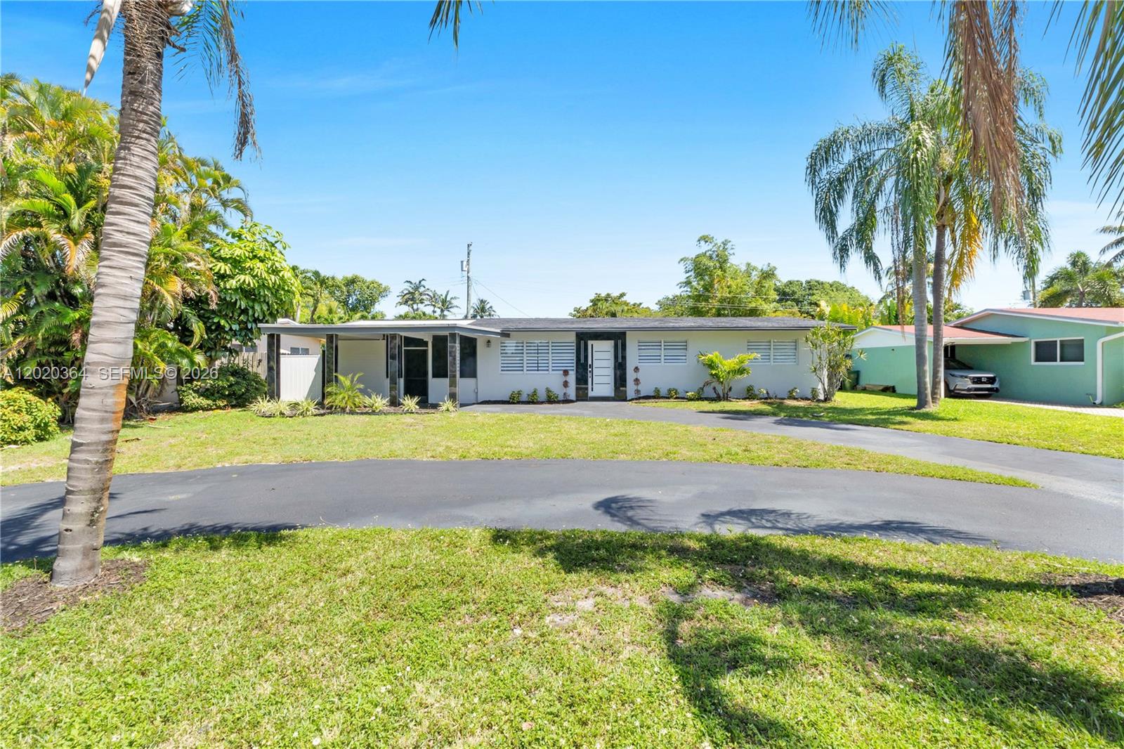 317 NW 27th St