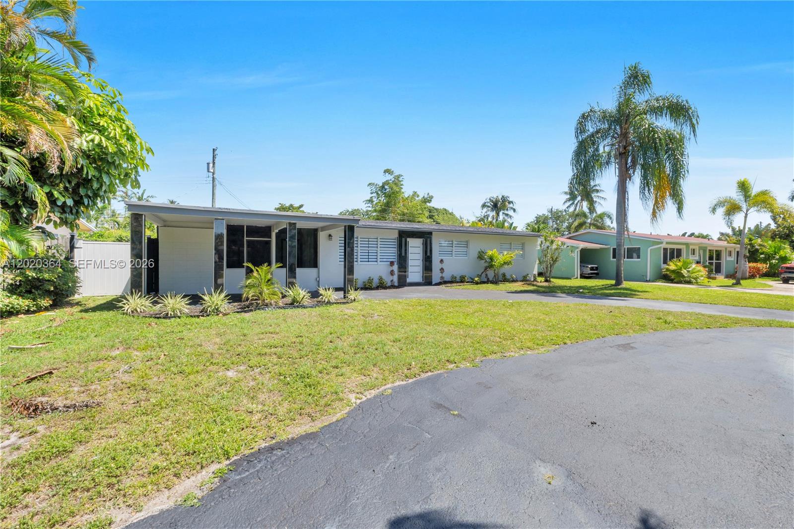 317 NW 27th St