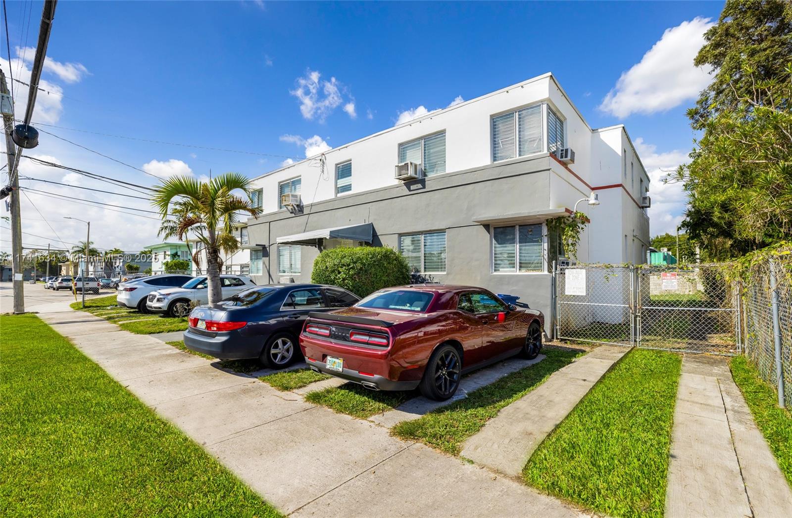 WEST SHORE CREST - Residential Income