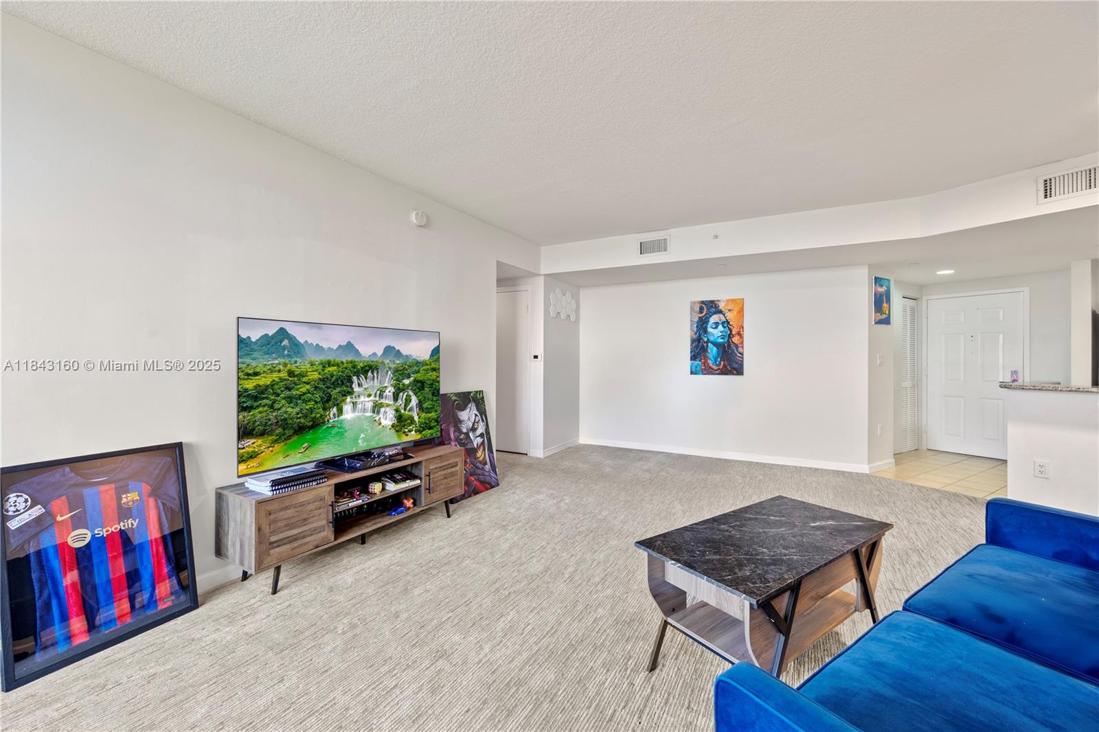 Beautiful 1-Bedroom, 1-Bathroom Apartment in Turnberry on the Green! Bright and spacious, this stunning unit features a washer and dryer for your convenience and is filled with natural light throughout. Located in the sought-after Turnberry on the Green Tower, enjoy access to top-notch amenities including resort-style pools, a fully equipped gym, BBQ area, valet service, and secure, monitored entrances. Currently rented, this is a must-see property - ideal as a primary residence or an excellent investment opportunity with rental flexibility. Prime location! Just steps from Aventura Mall, top dining spots, entertainment, and only a few blocks from Sunny Isles Beach.