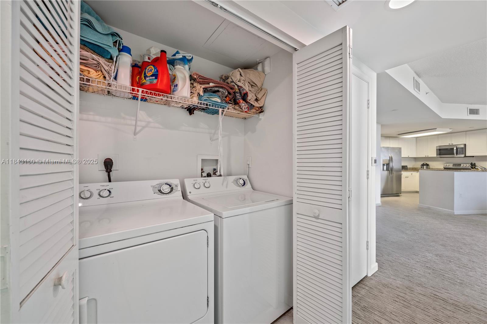 TURNBERRY ON THE GREEN CO - Residential